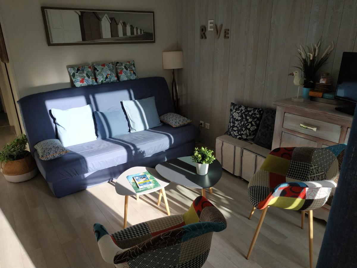 Charmant Appartement A 350M De La Plage Et Du Port Fréjus Eksteriør billede